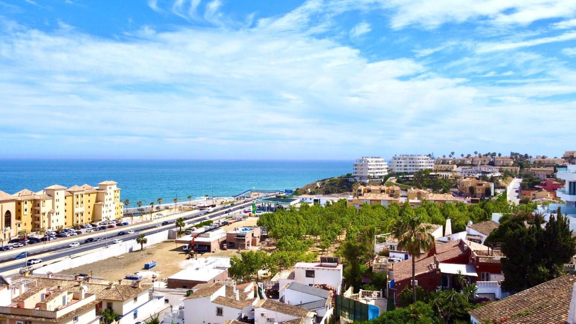 Evans Realty Al Villa & Piscina & Garaje & Playa Fuengirola Luaran gambar